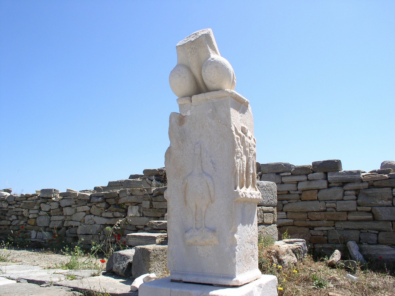 Delos